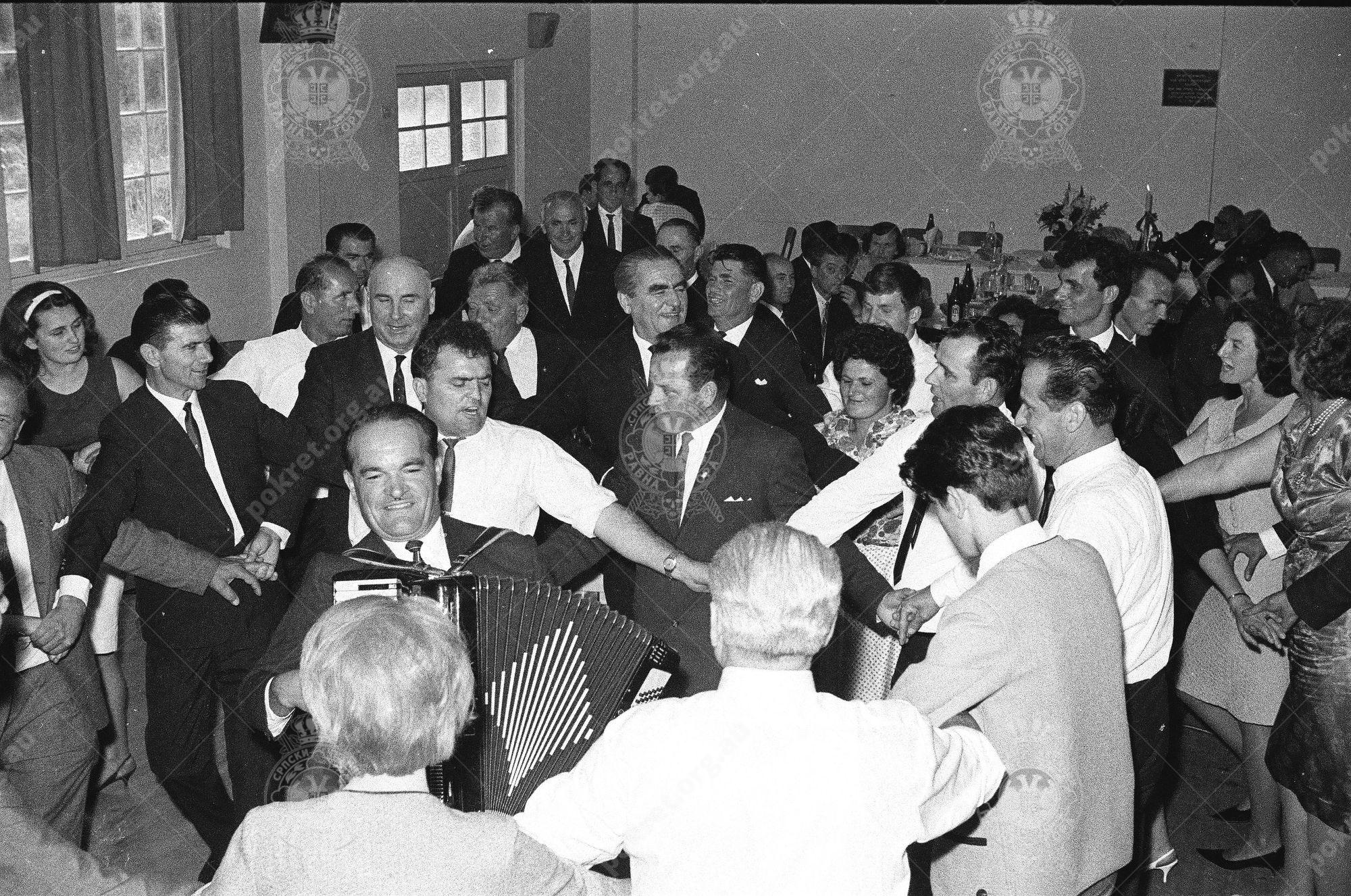 000000050011 000000050011