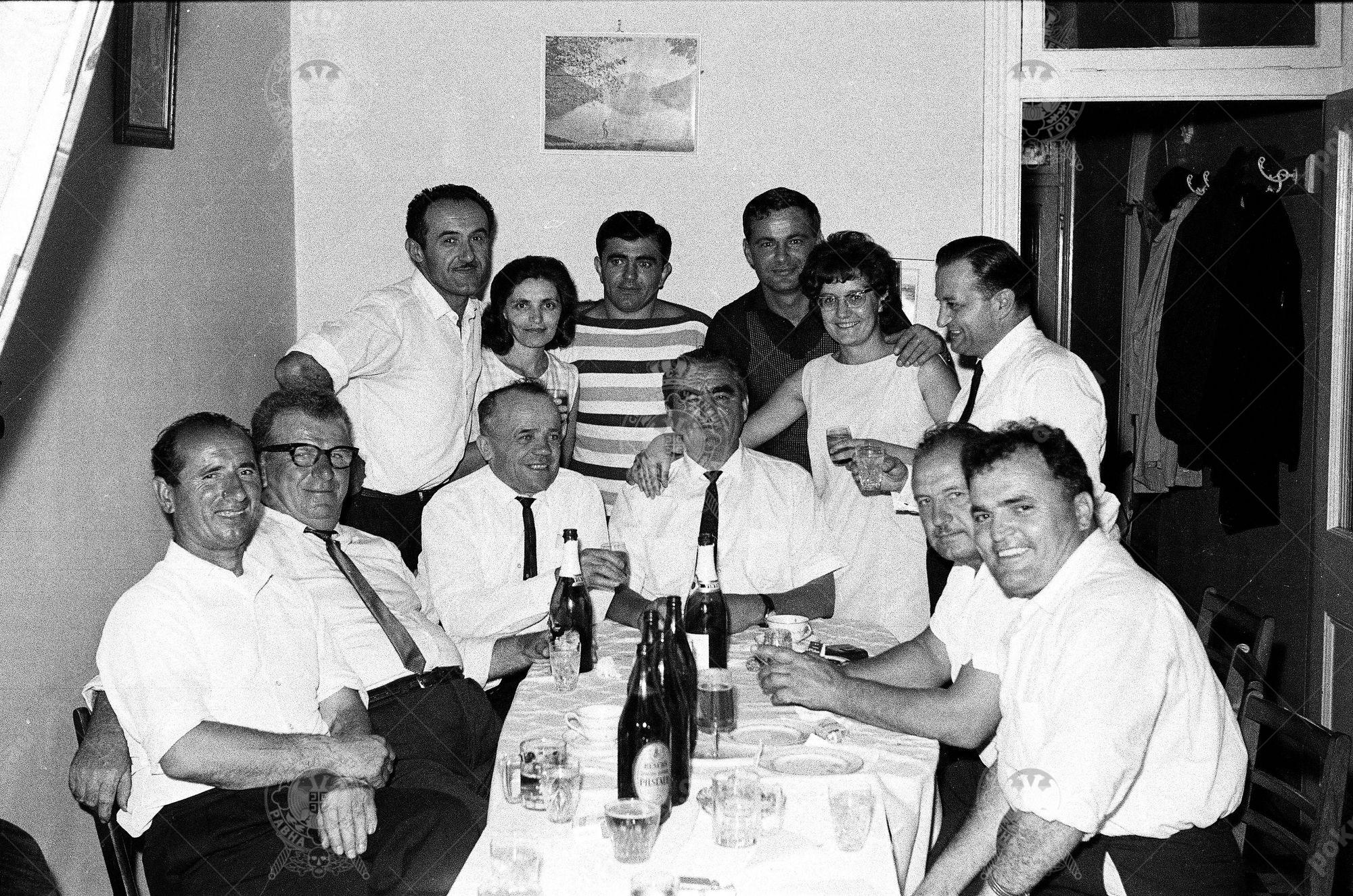 000000060012 000000060012