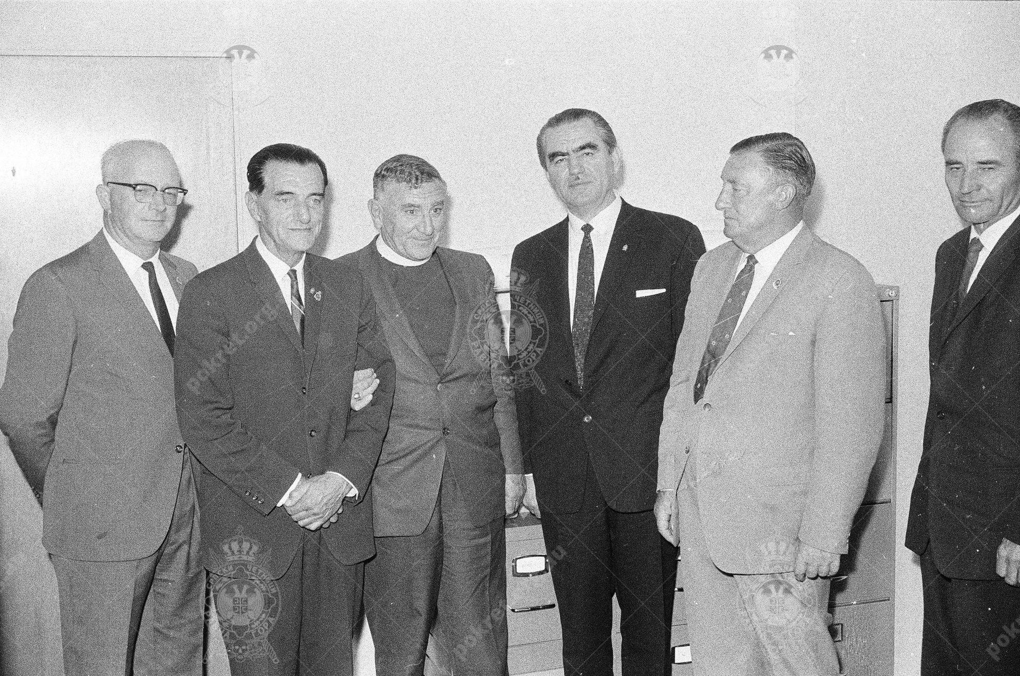 000000070003 000000070003