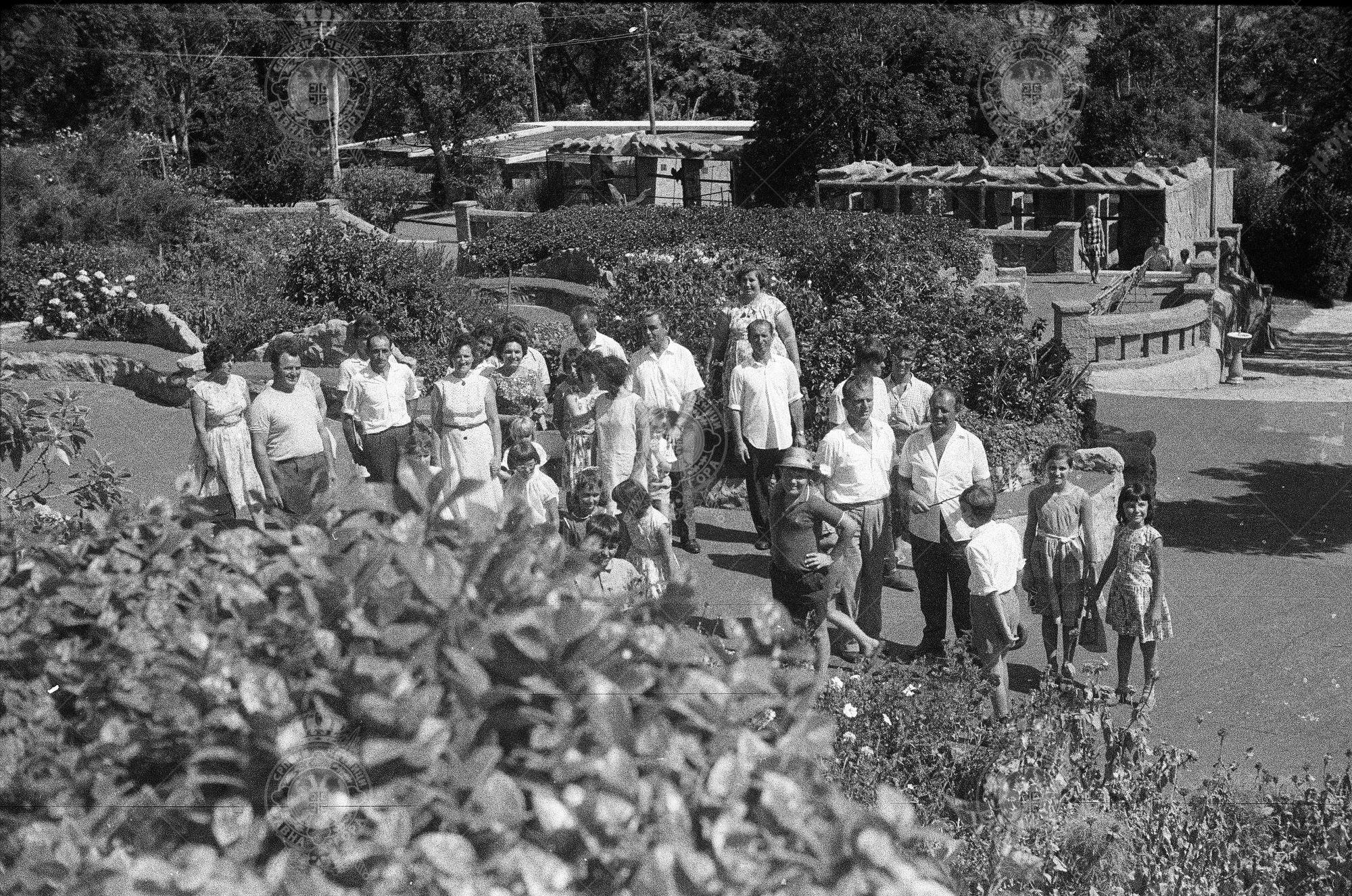 000000090012 000000090012