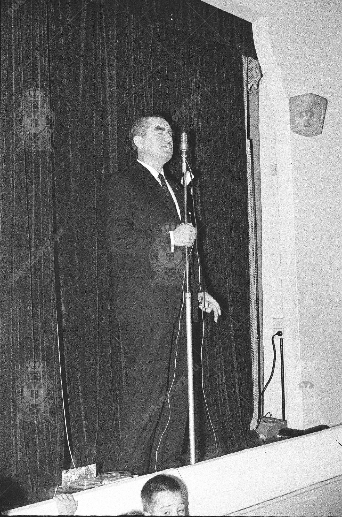 000000100007 000000100007