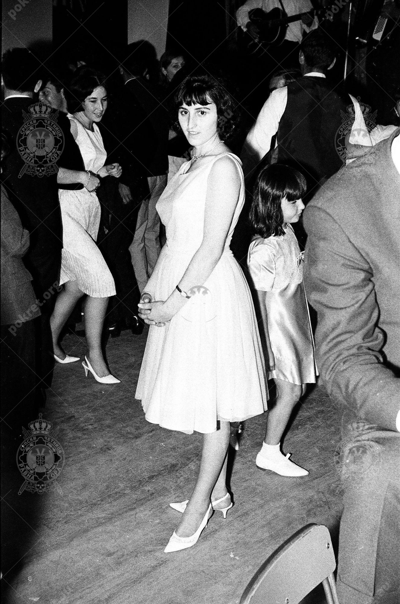 000000100034 000000100034