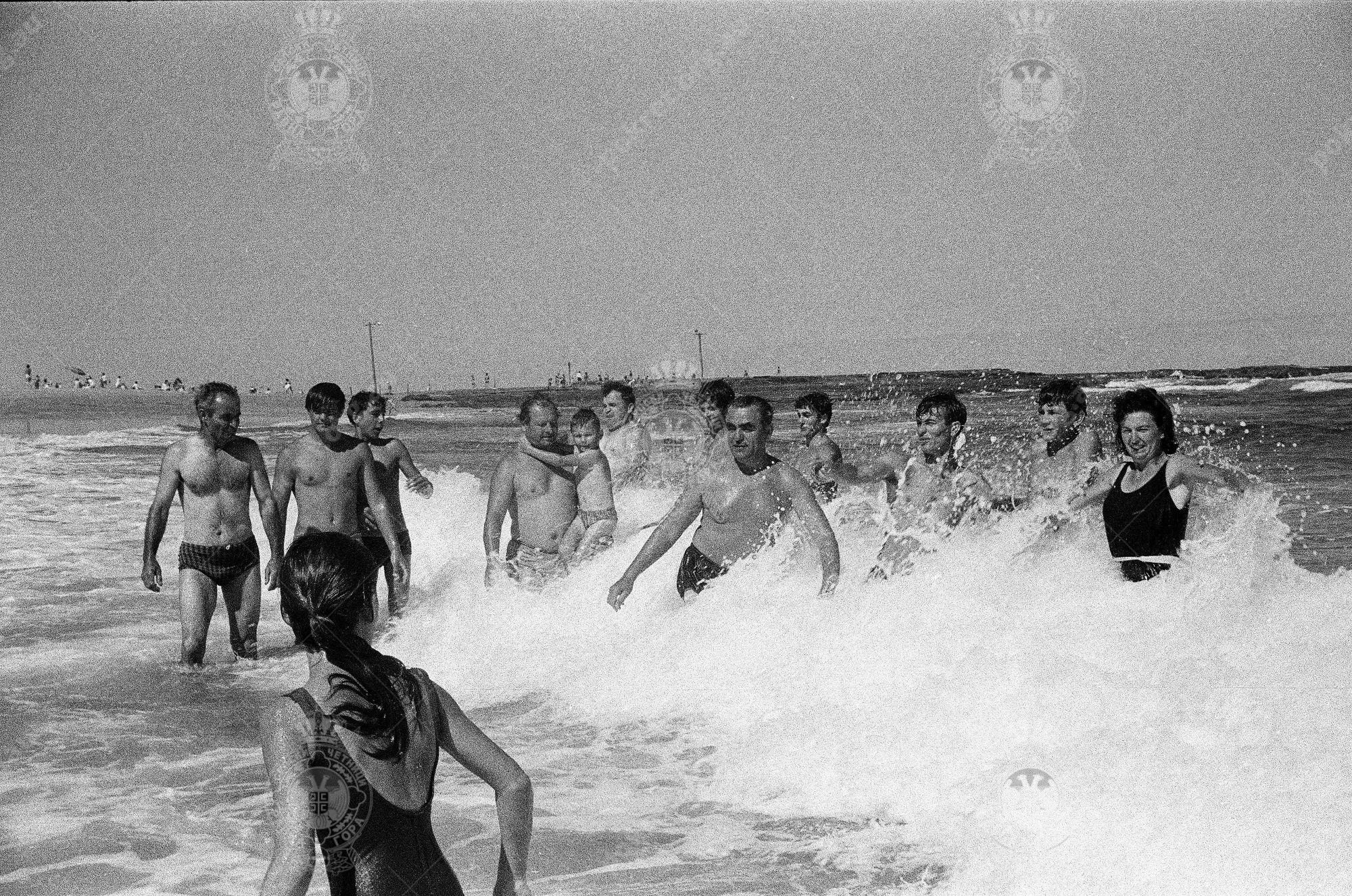 000000110012 000000110012