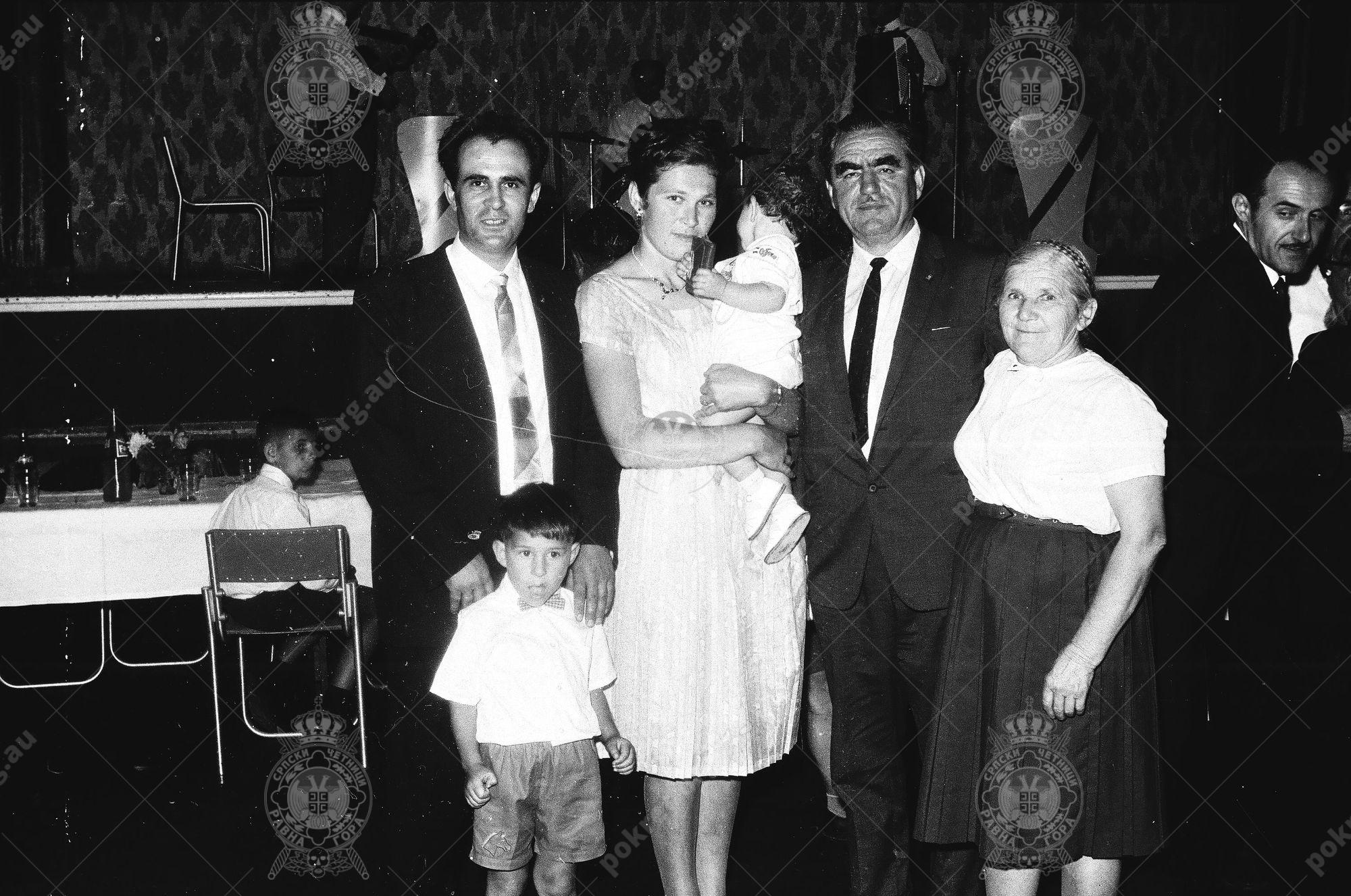 000000120018 000000120018