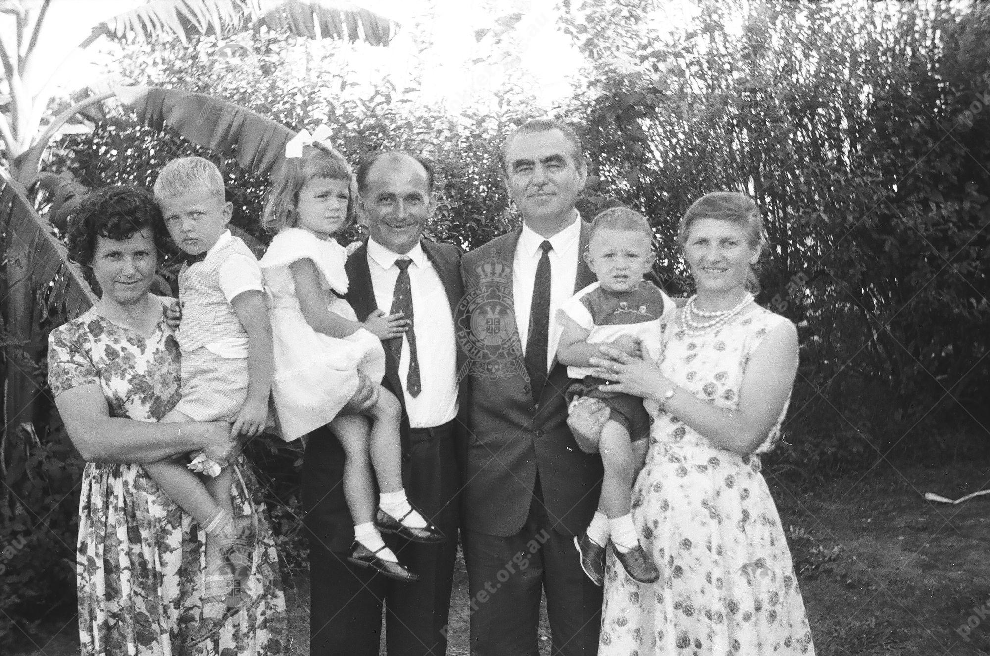 000000140032 000000140032