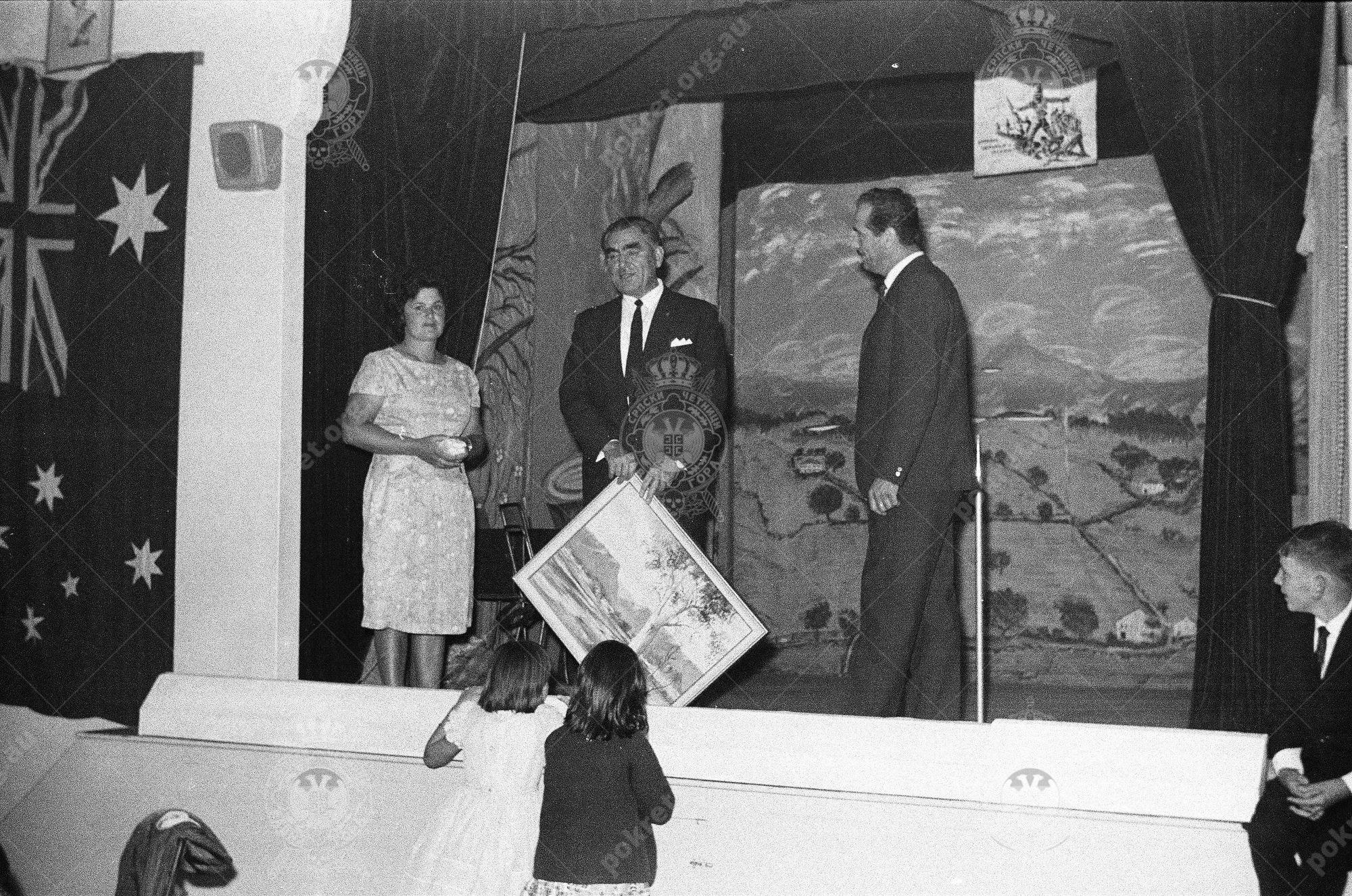 000000160015 000000160015