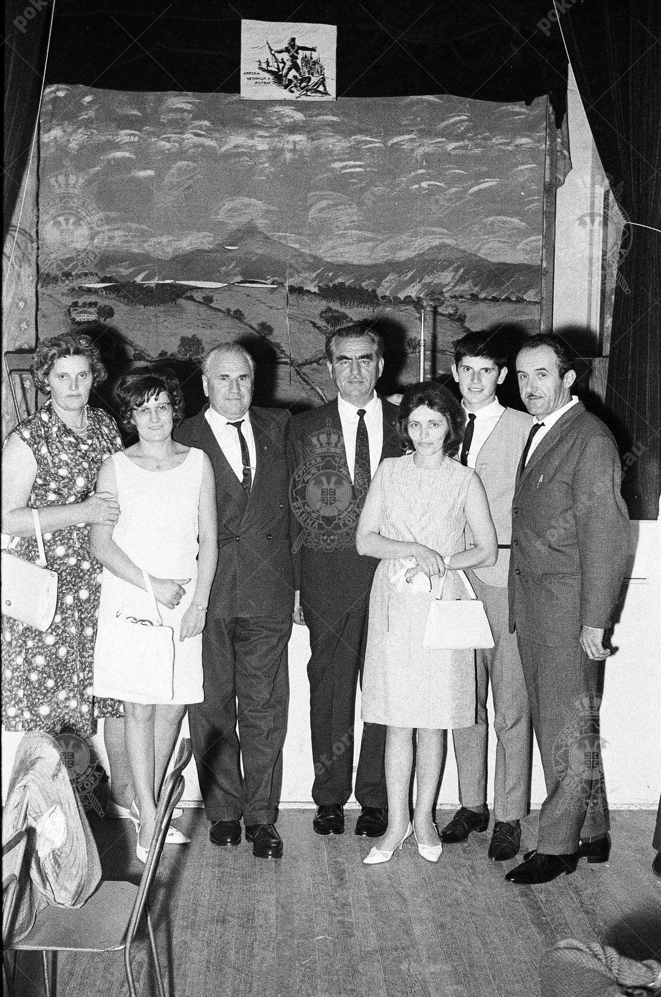 000000160027 000000160027