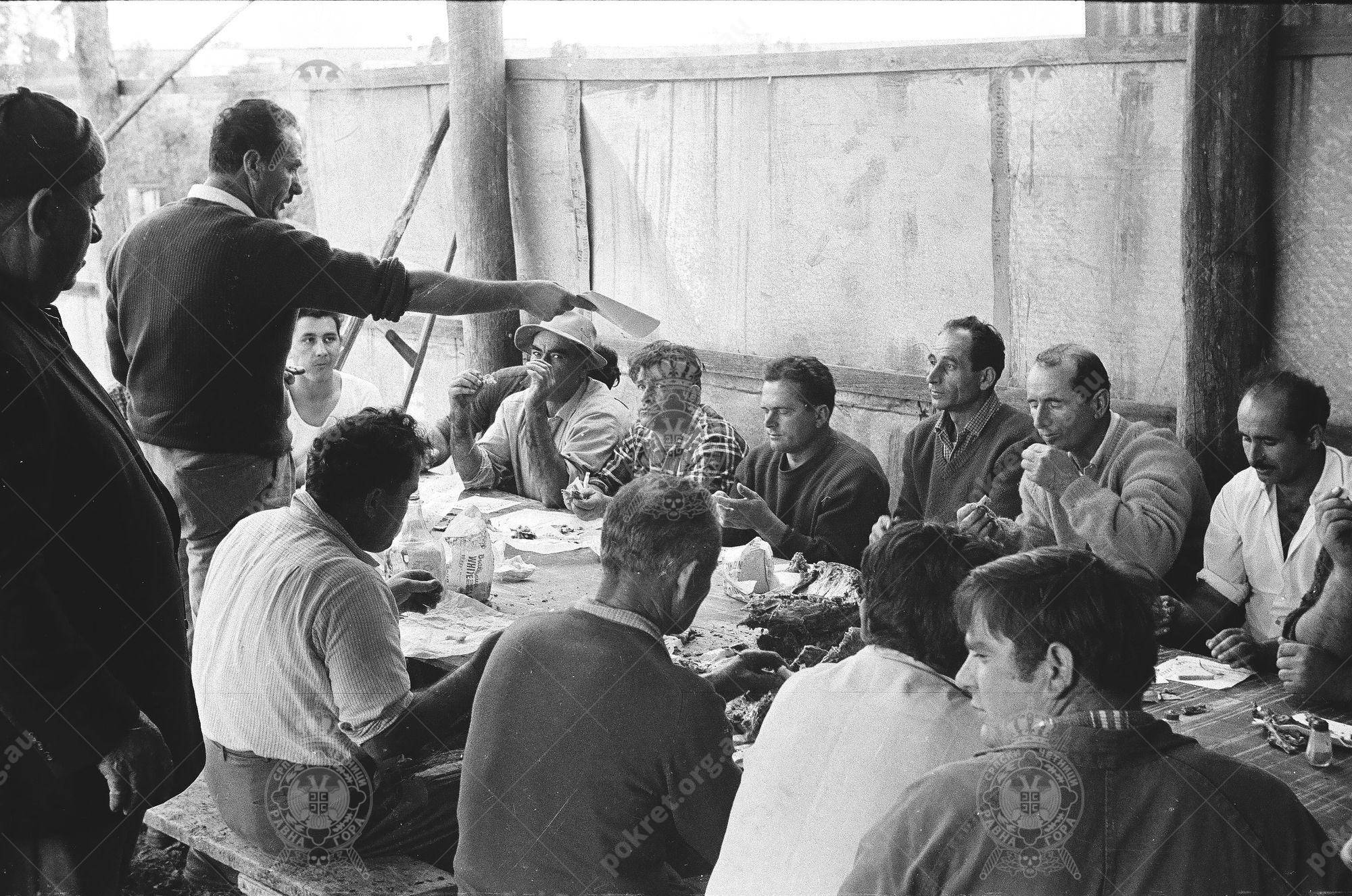 000000180012 000000180012