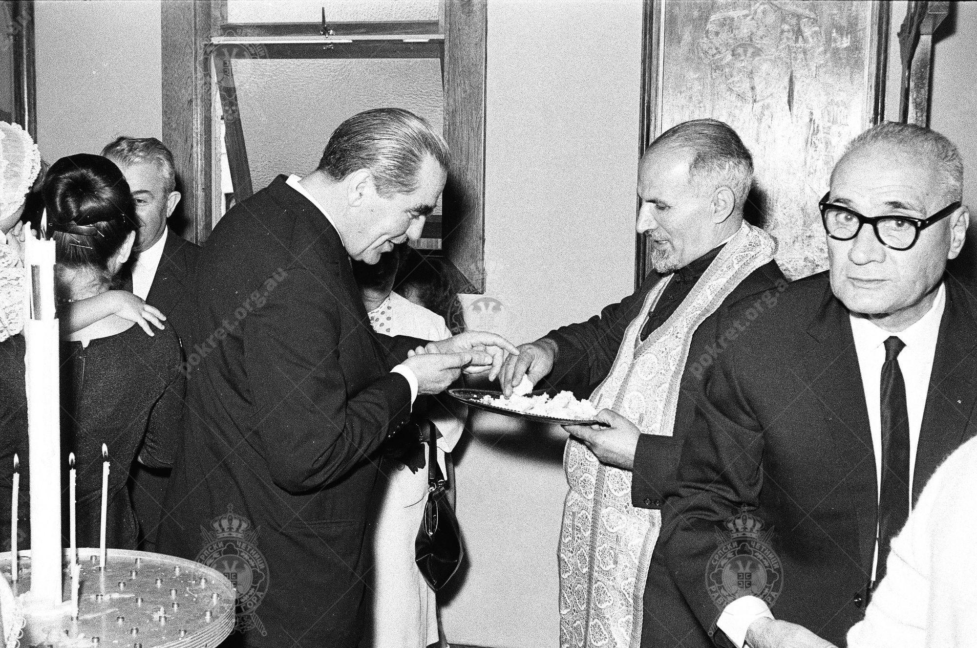 000000200018 000000200018