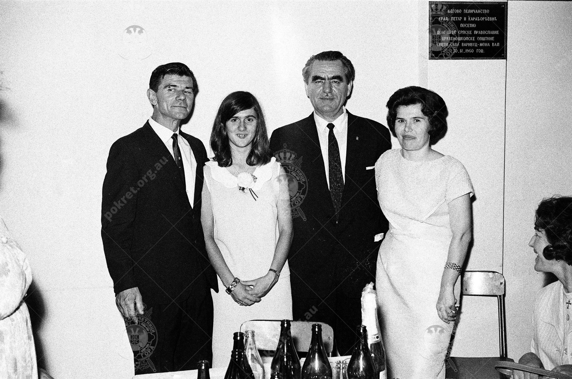 000000200033 000000200033