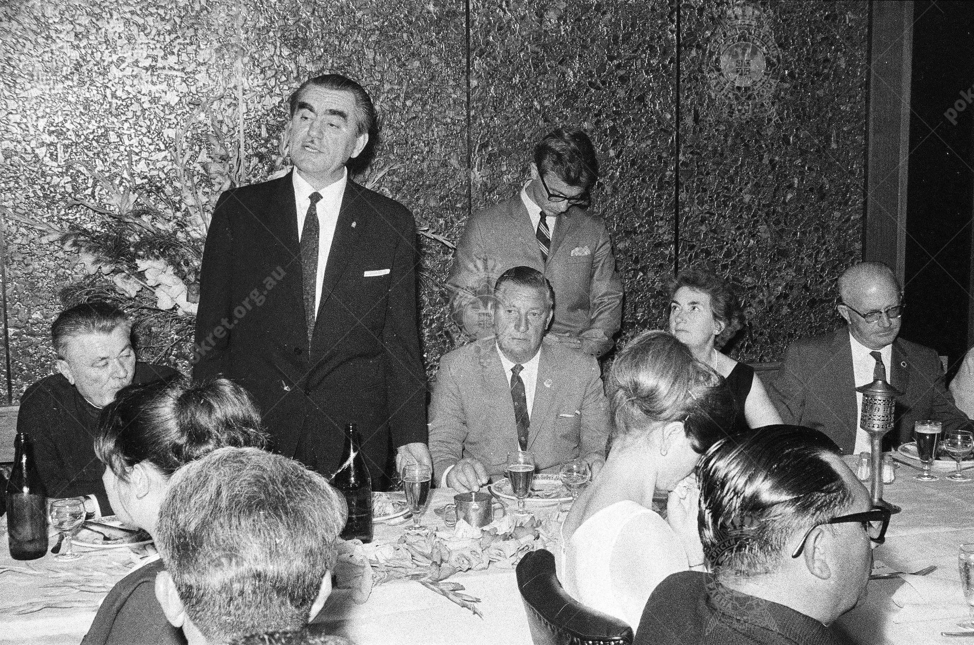 000000210024 000000210024