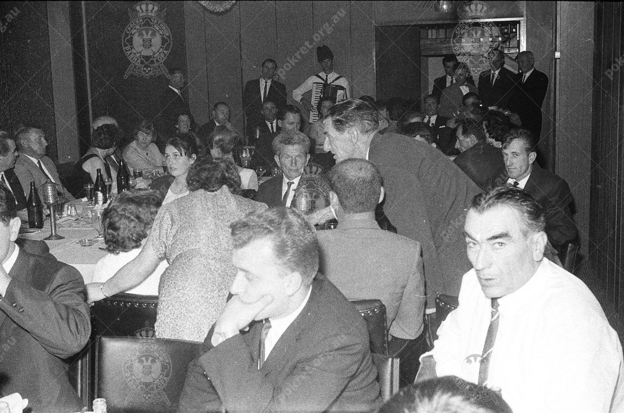 000000210030 000000210030