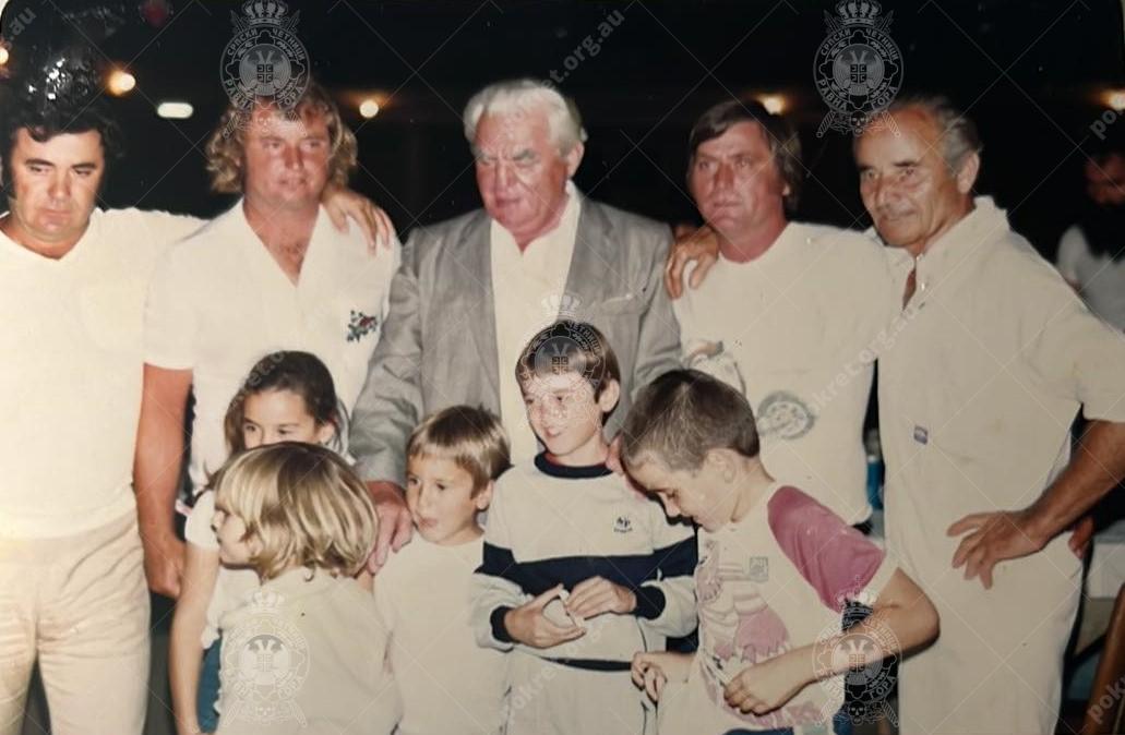 385559843_1383935719163841_4912591496862594986_n